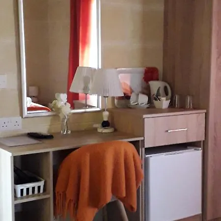 Maxija - Palm Bed & Breakfast *