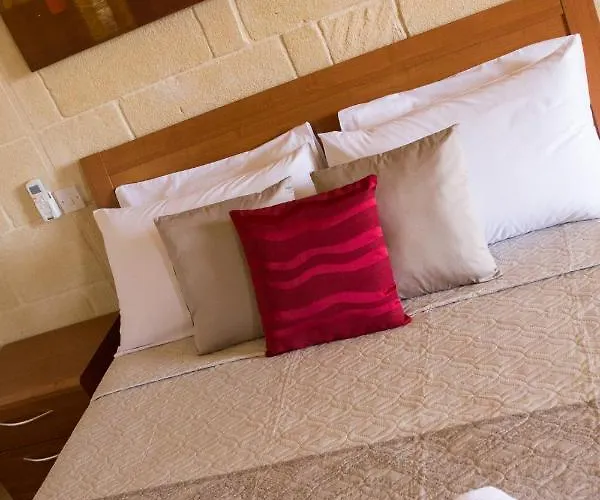 Maxija - Palm Bed & Breakfast