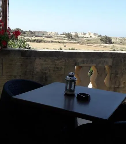 Maxija - Palm 住宿加早餐酒店 *